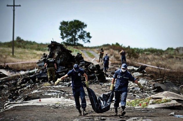 Эксперты из Голландии и Австралии смогли попасть на место катастрофы самолета